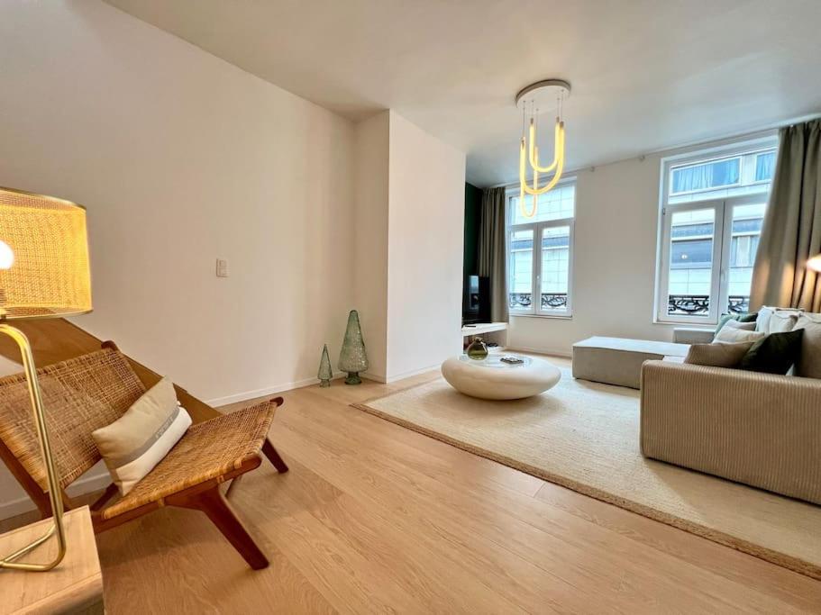 Duplex Chic Et Spacieux - Hypercentre Liège Extérieur photo