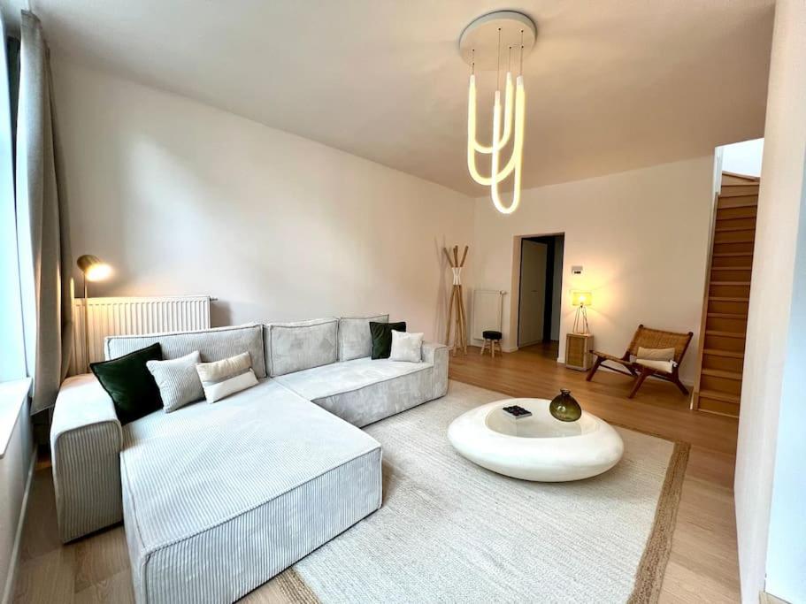 Duplex Chic Et Spacieux - Hypercentre Liège Extérieur photo